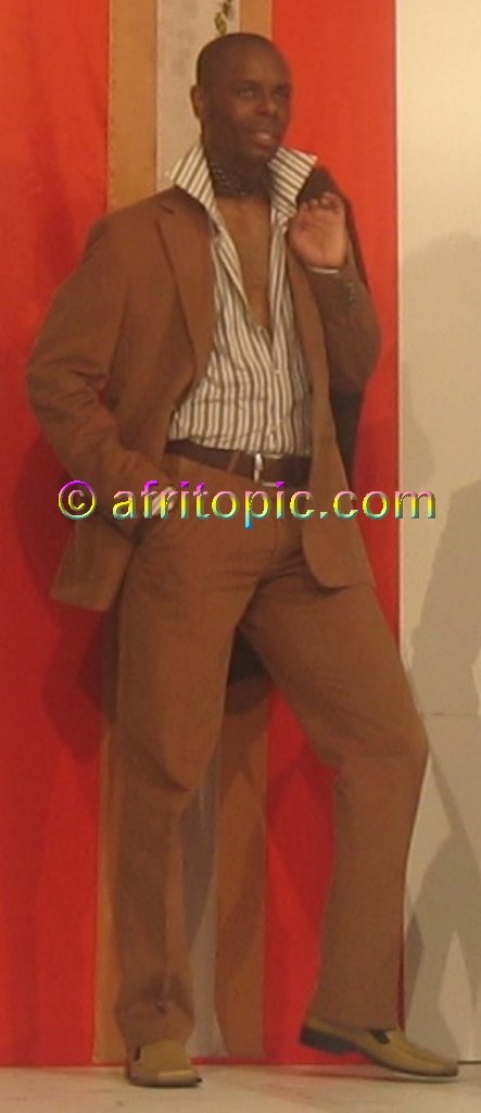 ../Images/krefash2 196b.jpg